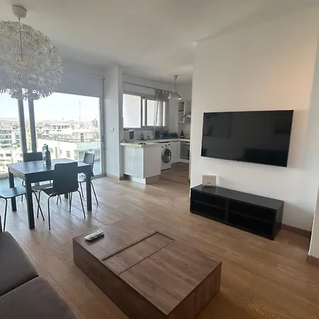 The Lighthouse 1 Bedroom 604 Apartamento Lárnaca