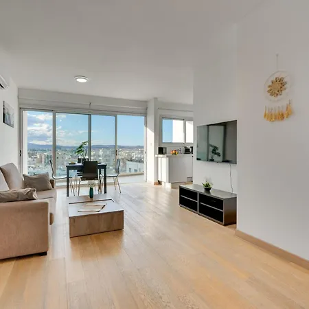 Daire The Lighthouse 1 Bedroom 604