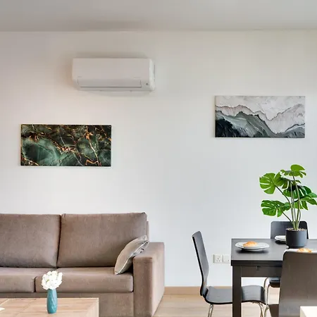 The Lighthouse 1 Bedroom 604 拉纳卡