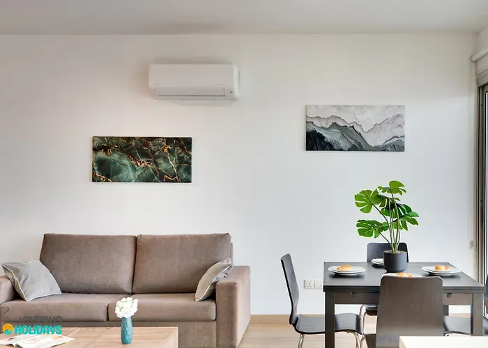 The Lighthouse 1 Bedroom 604 ラルナカ