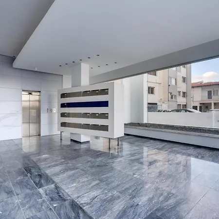 The Lighthouse 1 Bedroom 604 Appartement Larnaca