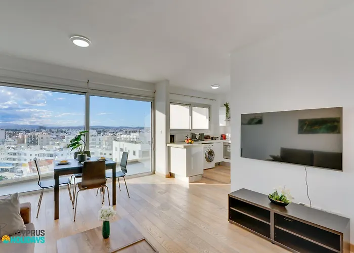 The Lighthouse 1 Bedroom 604 * Larnaca