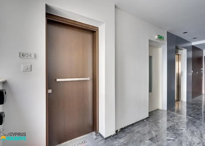 The Lighthouse 1 Bedroom 604 * Larnaca